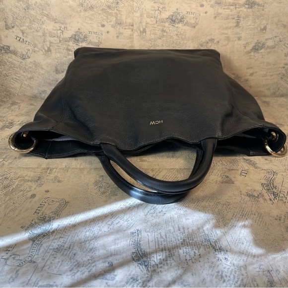 Mark & Graham Tote Black Leather - Picture 6 of 14